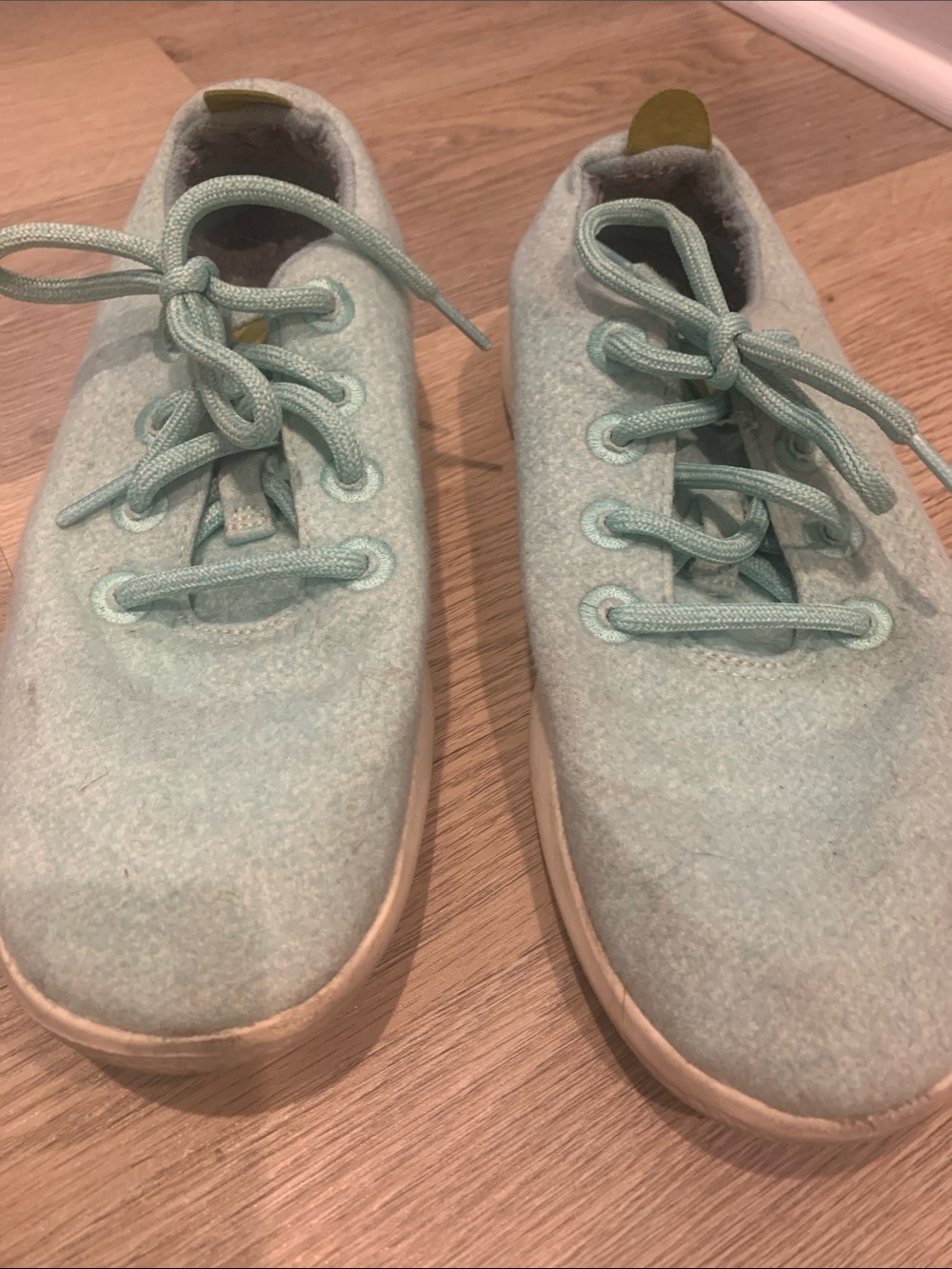 allbirds Women’s Wool Runner Mizzle light blue sneaker size 8